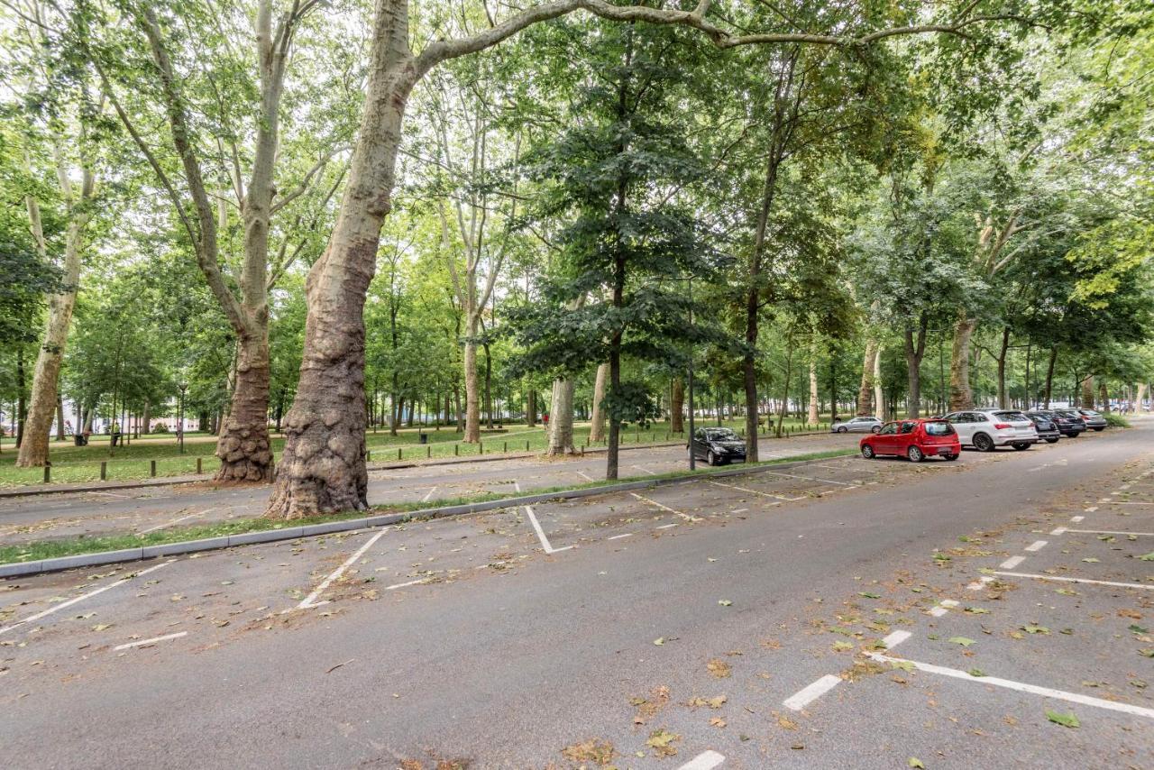 Feuillatte Appartamento Reims Esterno foto