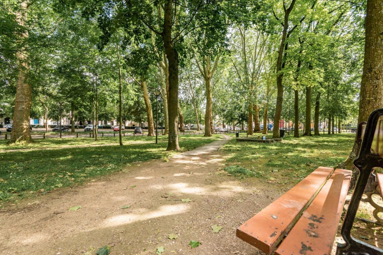 Feuillatte Appartamento Reims Esterno foto